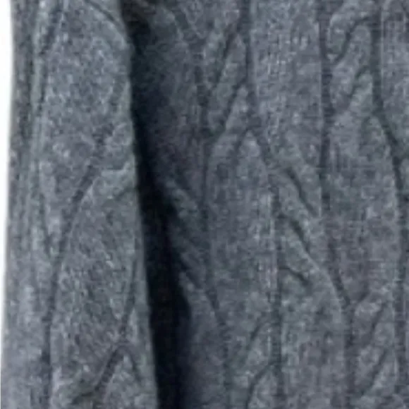 100% Cashmere Precious Fibers Gray Cable Knit Sweater