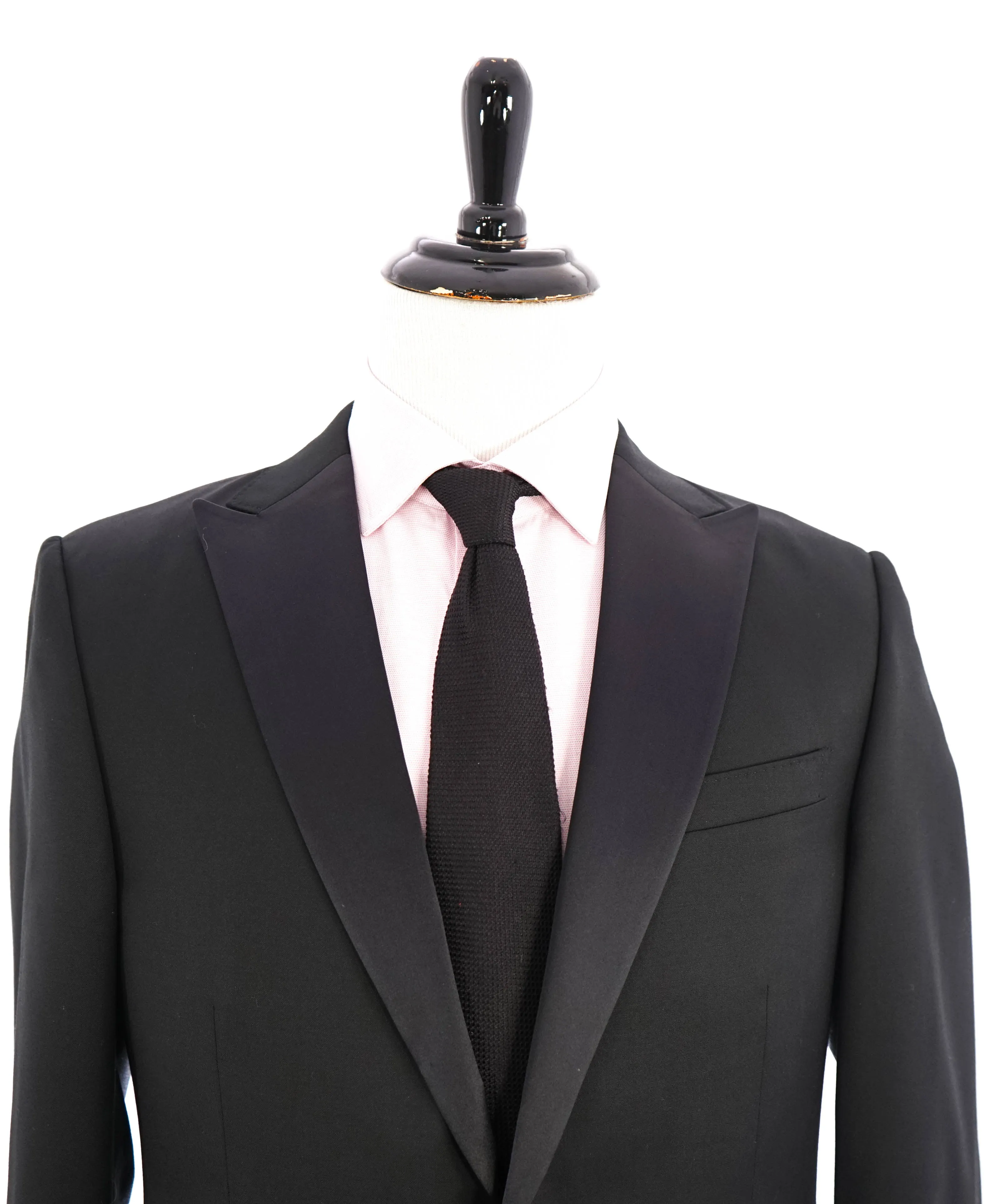 $1,295 Z ZEGNA - Black Peak Lapel 1-Button 2-Piece Tuxedo - 42R 33W Pants