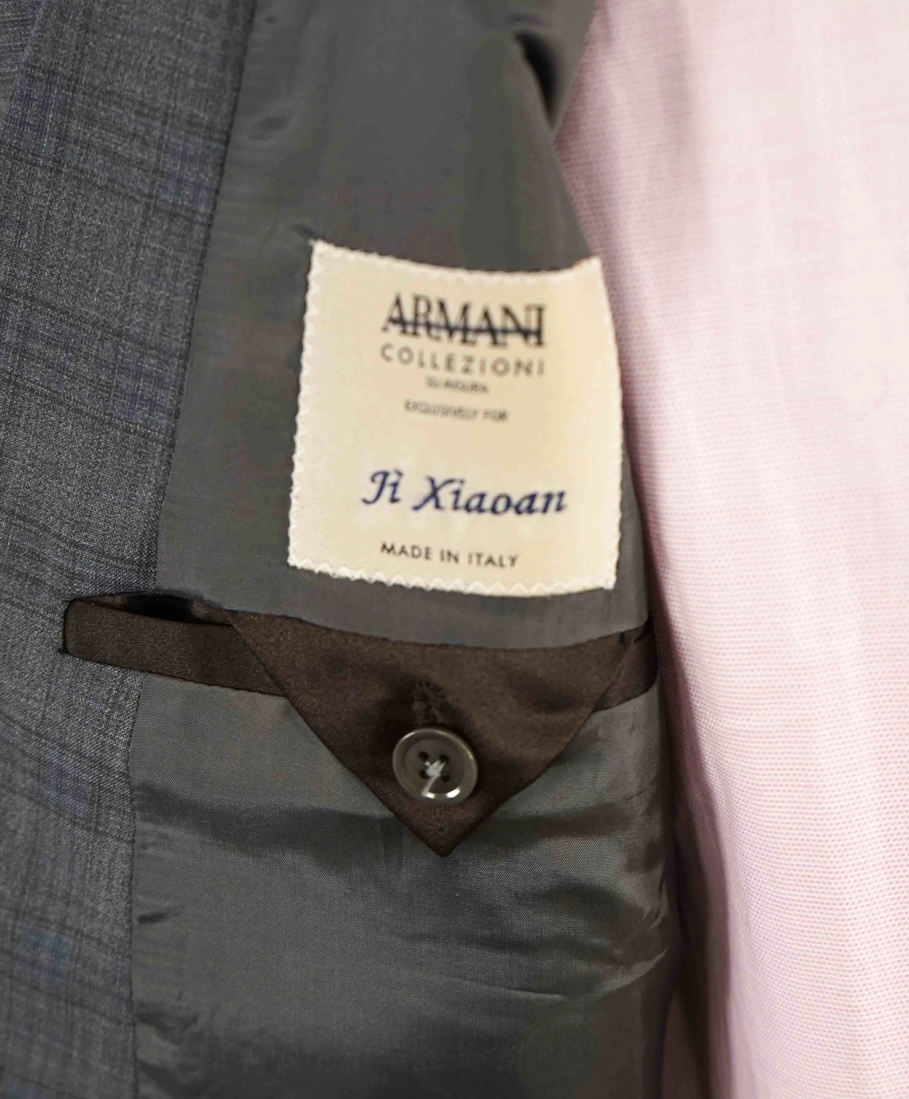 $1,795 ARMANI COLLEZIONI - “Su Misura” ITALY Gray Check Plaid Blazer - 48R