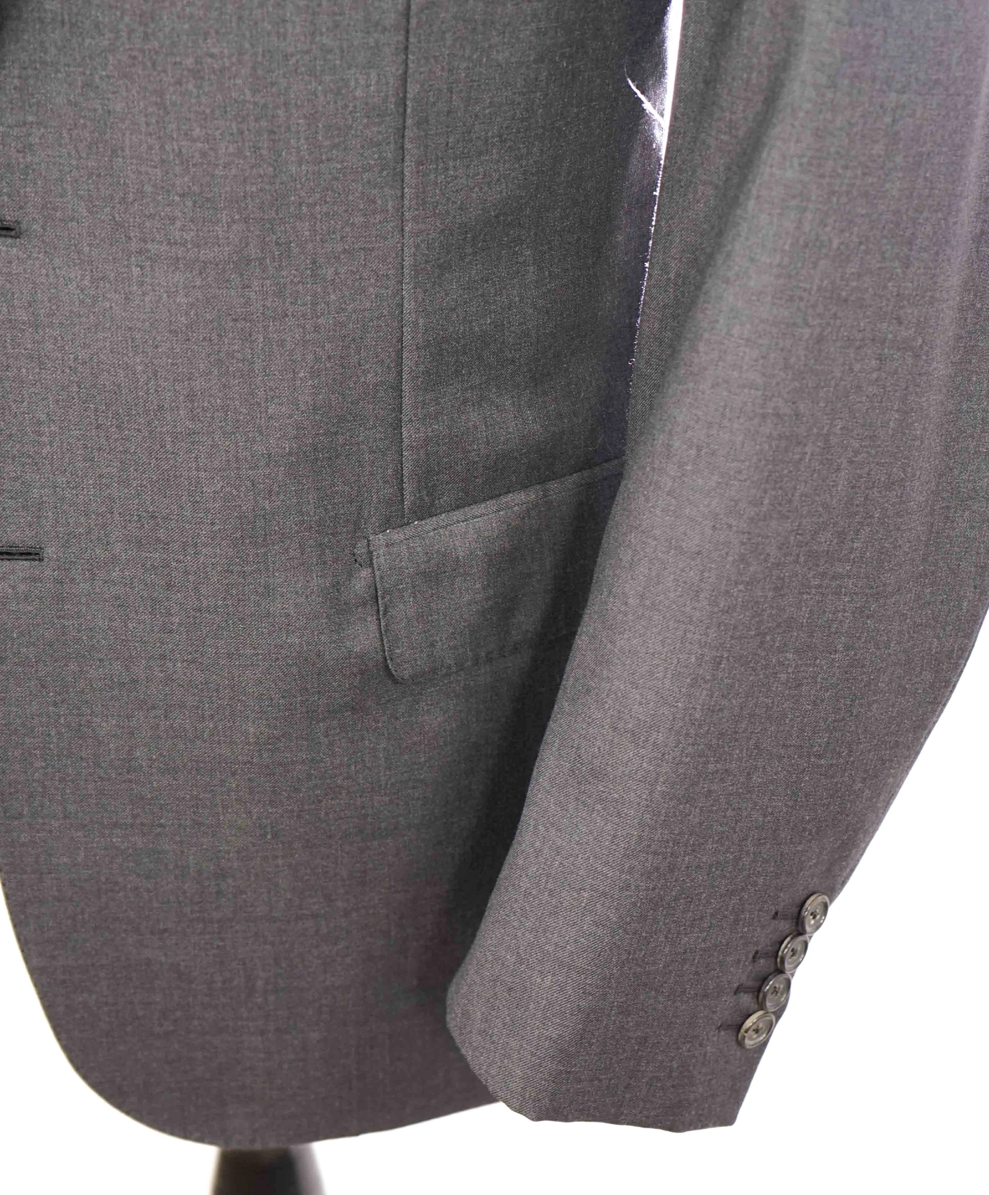 $5,395 BRIONI - Charcoal 2-Button Hand Made In Italy Blazer- 44R US