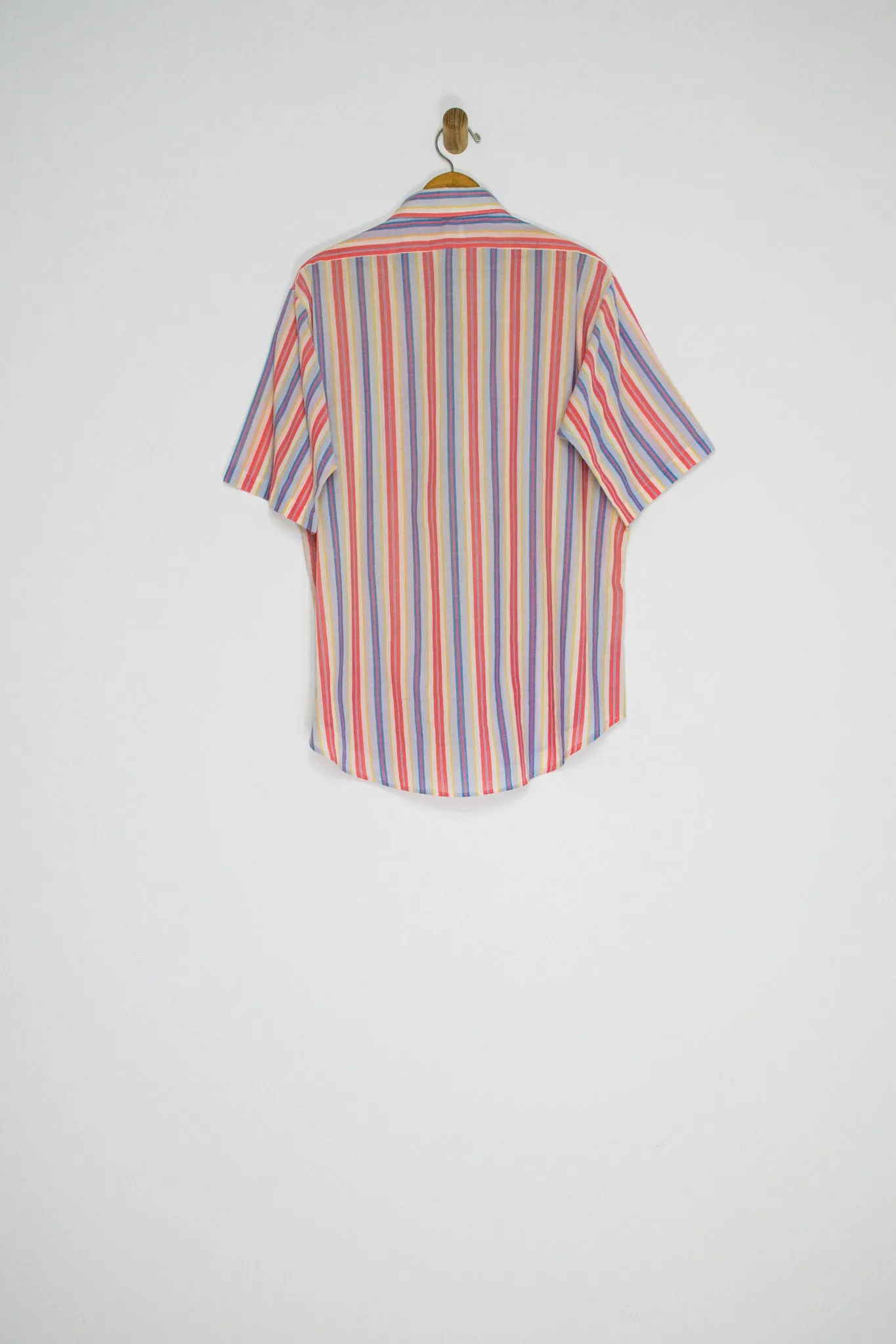 70's CANDY STRIPED BUTTON UP / LARGE