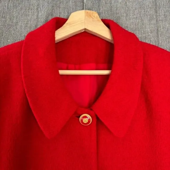 80s Vintage Union Made Cherry Red 92% Wool Blend Gold Button Blazer Size 16 / XL