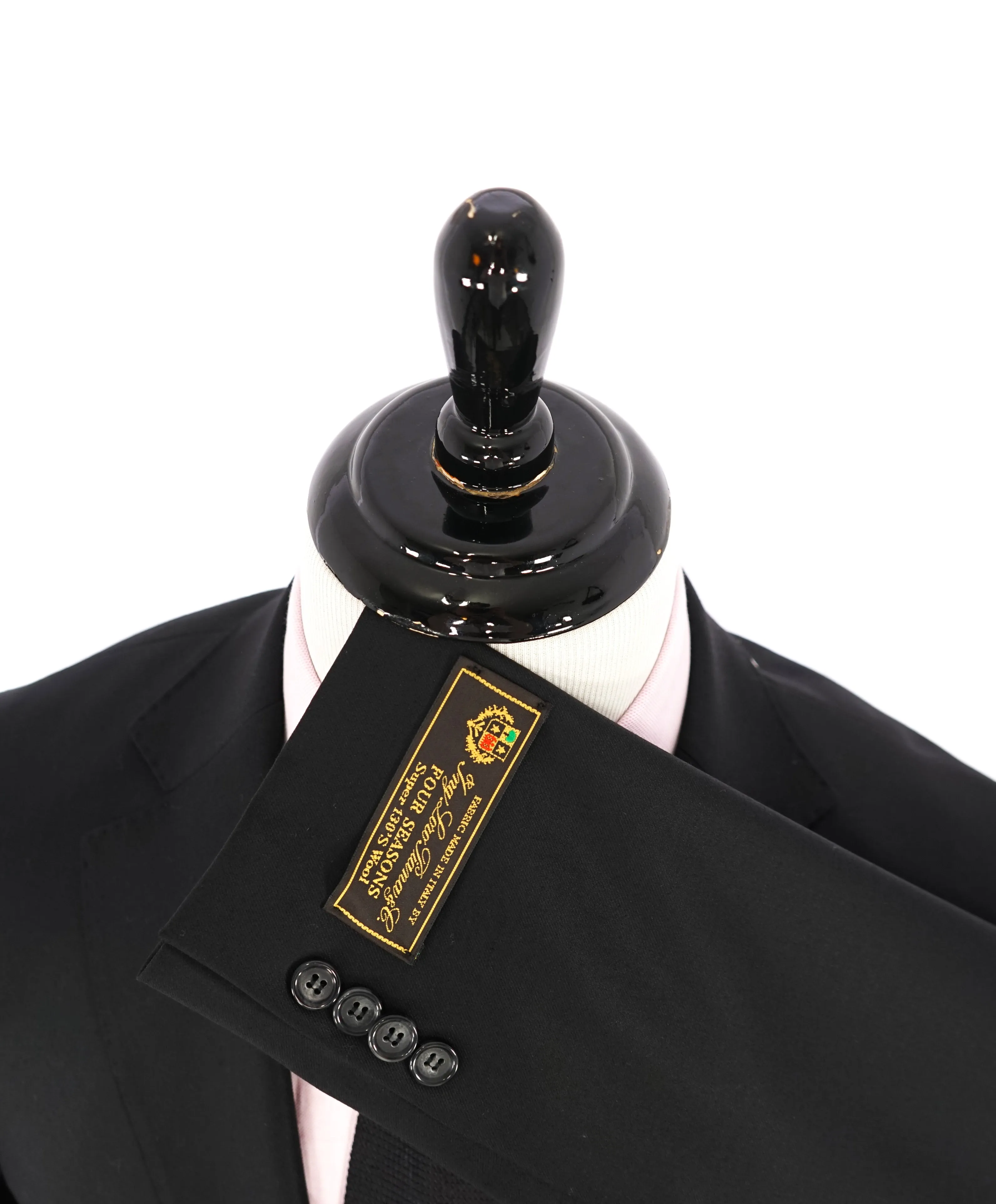 $995 LORO PIANA - MOVIMENTO “Four Seasons” 130s Black Blazer- 38S