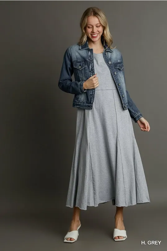 A line knitted grey dress