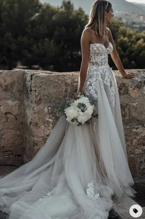 A line Sexy Sheer Lace Wedding Dress