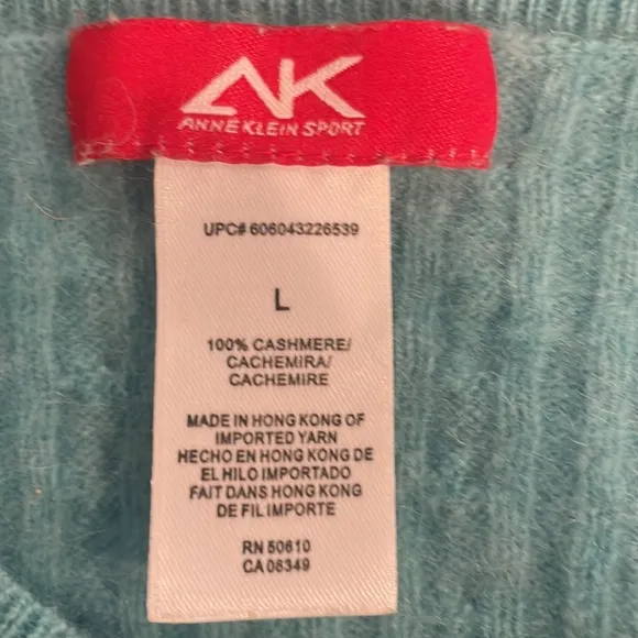 AK Anne Klein Sport cashmere sweater cable knit pullover aqua size L runs Small