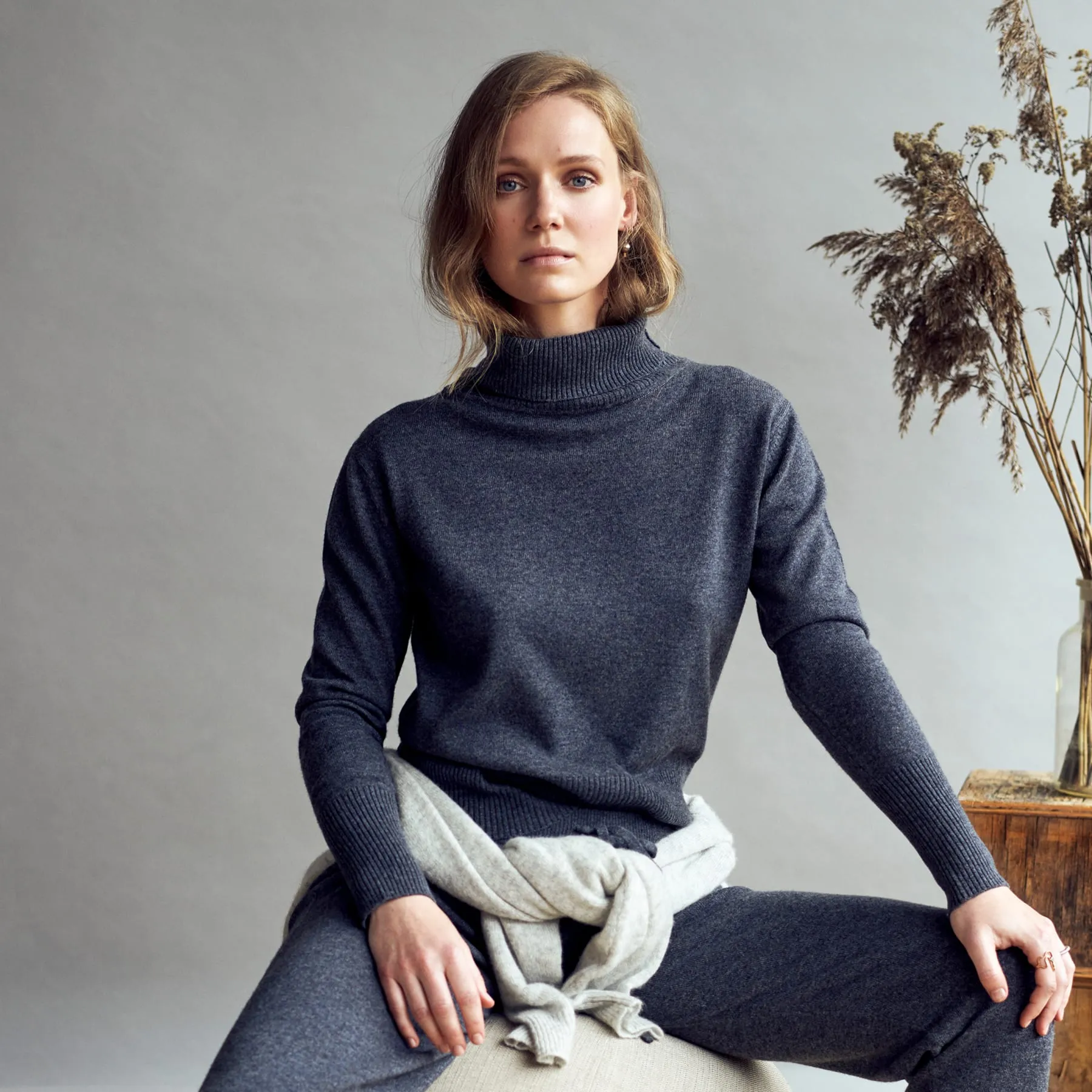 Annemo Sweater