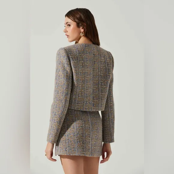 ASTR the Label Covina Tweed Mini Skirt in Blue and Taupe Silver