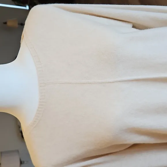 Bianco&amp;Blu Made In Italy NWT Sweater, size Large