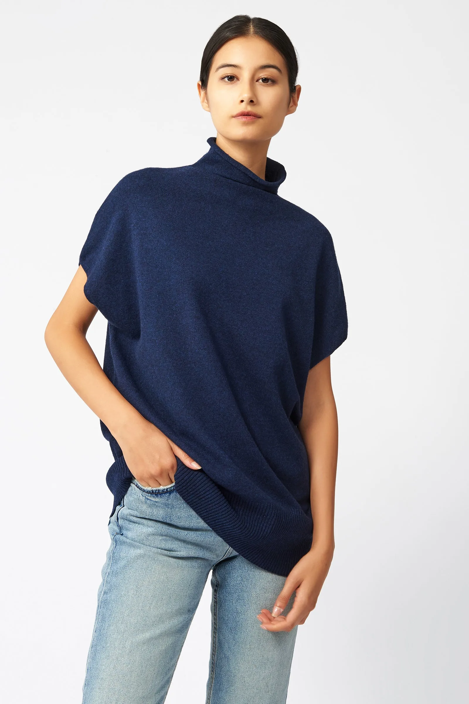 Cashmere Funnelneck - Navy