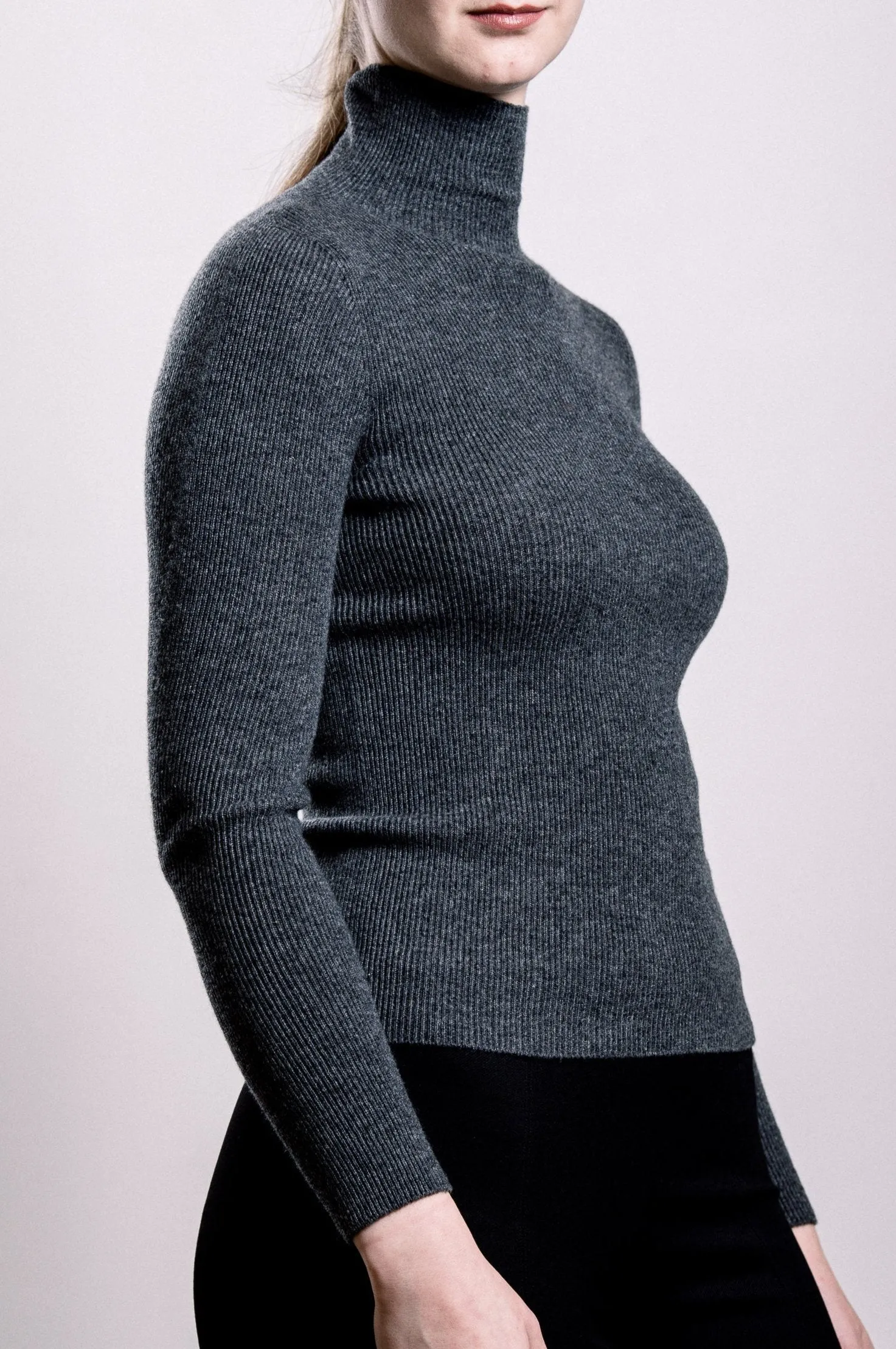 Cashmere Turtle Neck Sweater - Slate