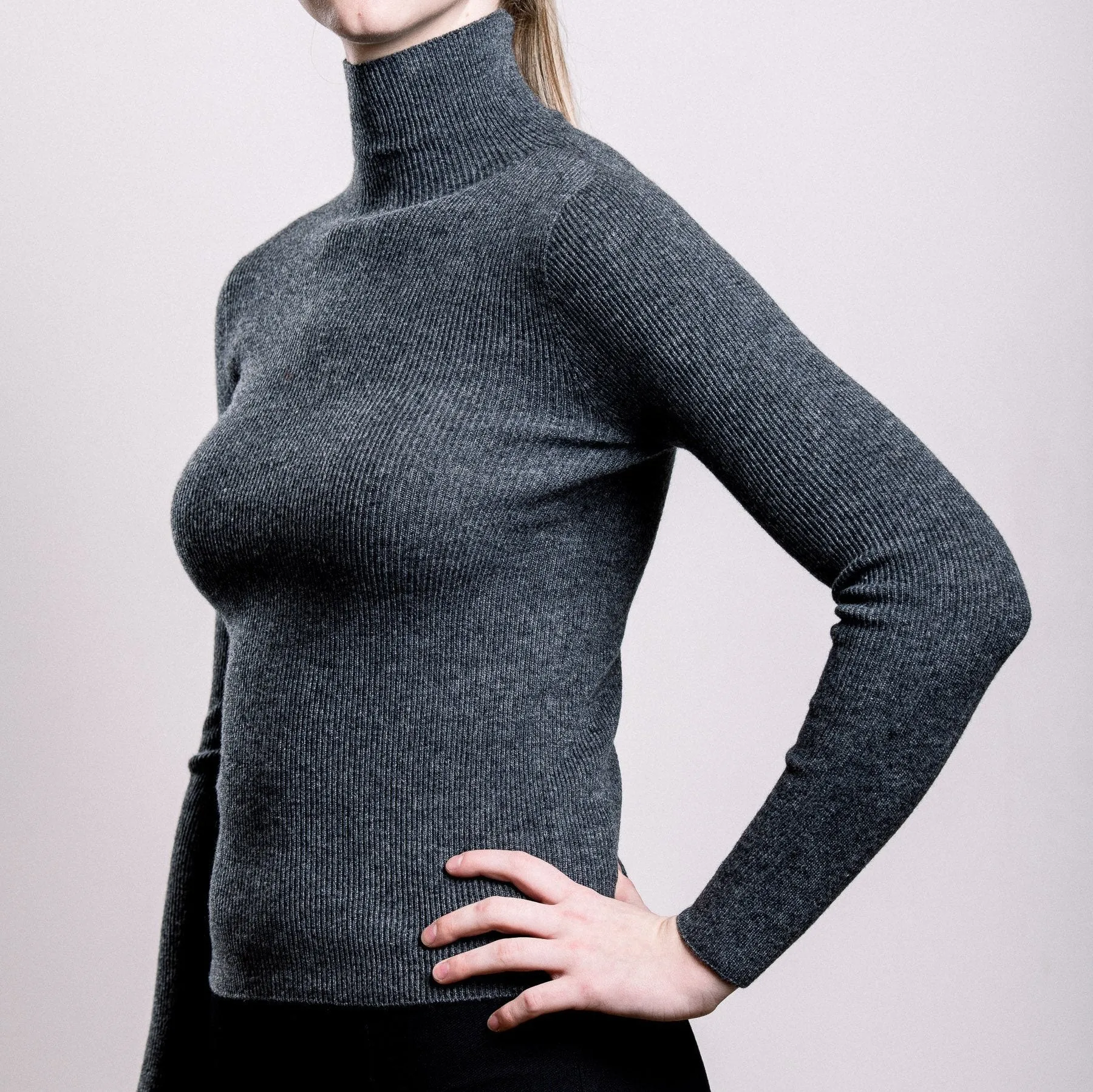 Cashmere Turtle Neck Sweater - Slate