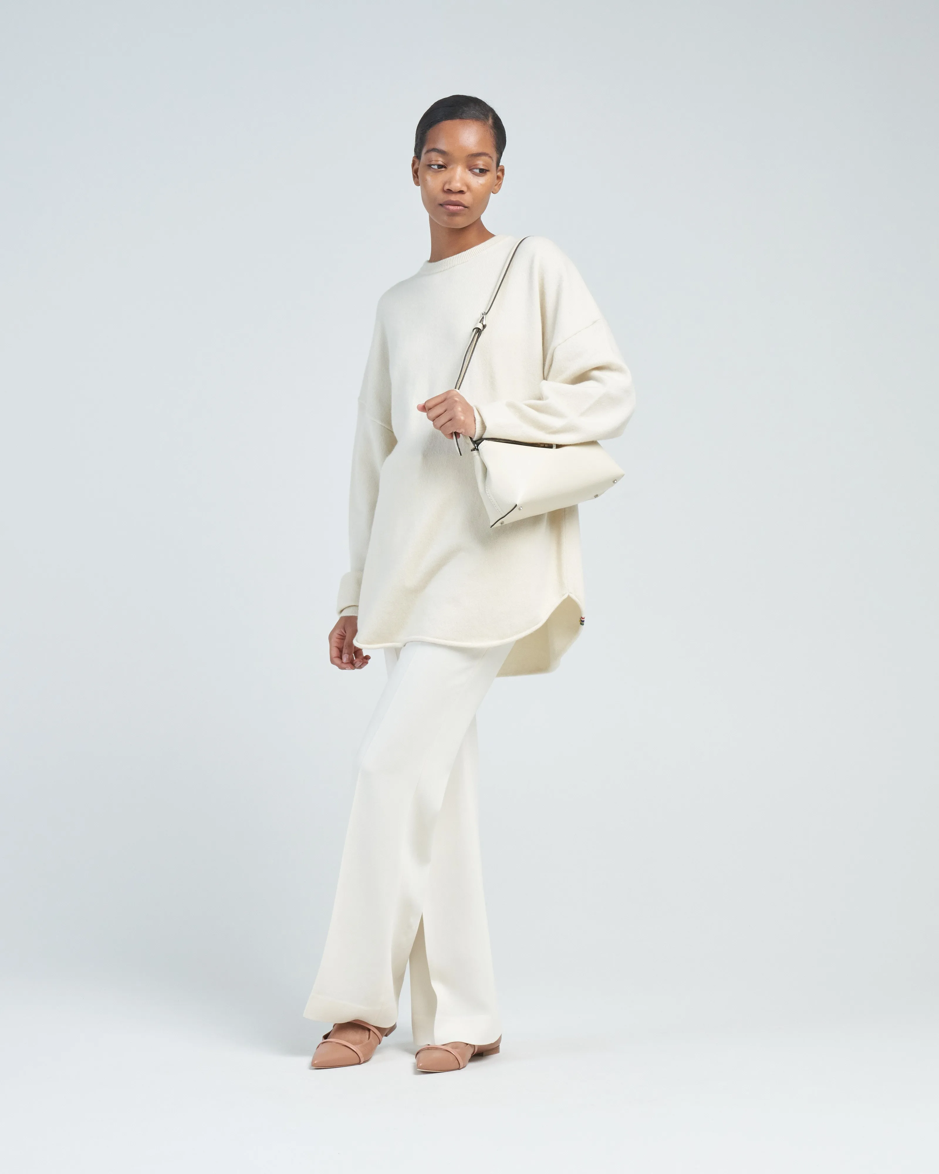 crew hop oversized curve hem sweater