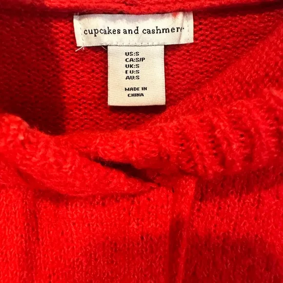 Cupcakes and Cashmere LOVE pullover sweater hoodie - EUC