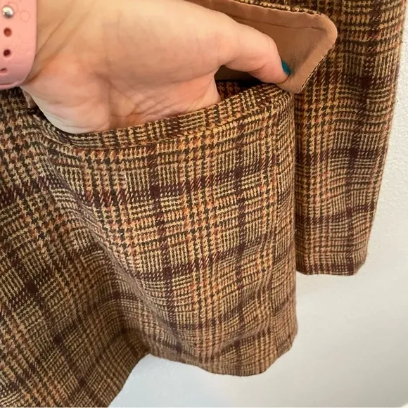 Doe &amp; Rae Brown Plaid Blazer NWT