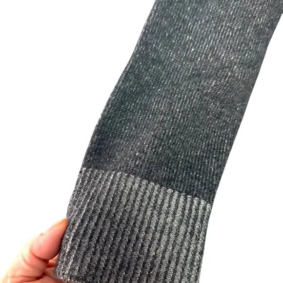 Eileen Fisher Tonal Pleated Cashmere Sweater in Charcoal. Size L. VGUC