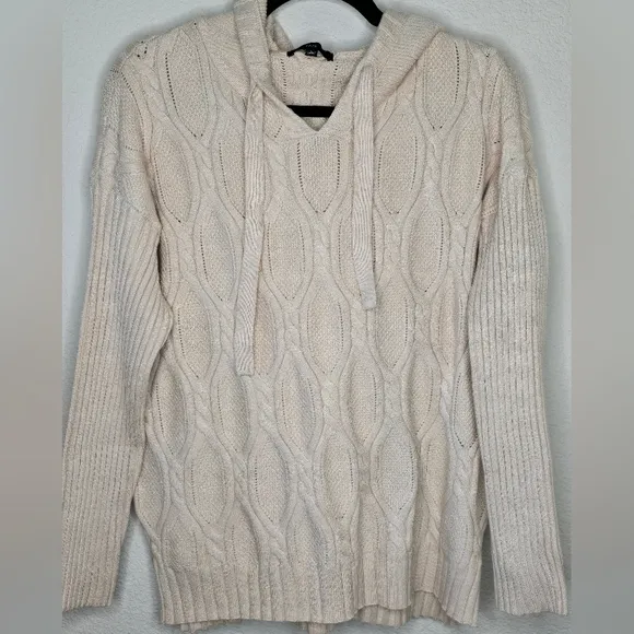 Fate Double-Cable Knit Hooded Sweater