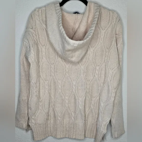 Fate Double-Cable Knit Hooded Sweater