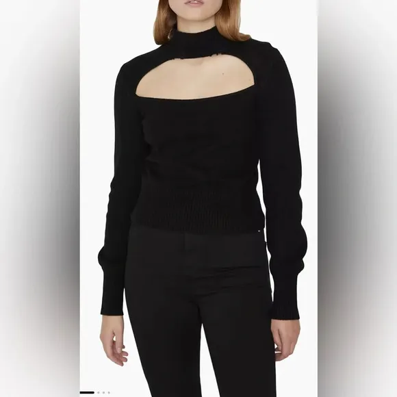 Frame Cut-Out Turtleneck Cashmere Sweater in Black - Size XL