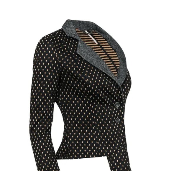 Free People black tan quilted cropped stretch blazer S