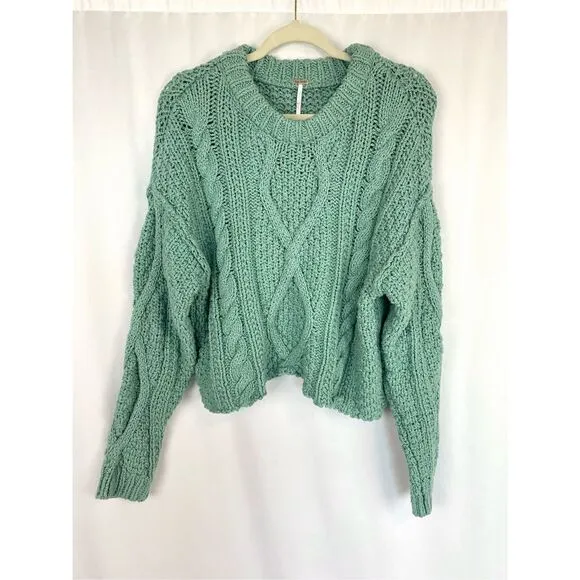 Free People Cutting Edge Chunky Cable Knit Sweater: White Spruce Women’s L Boxy