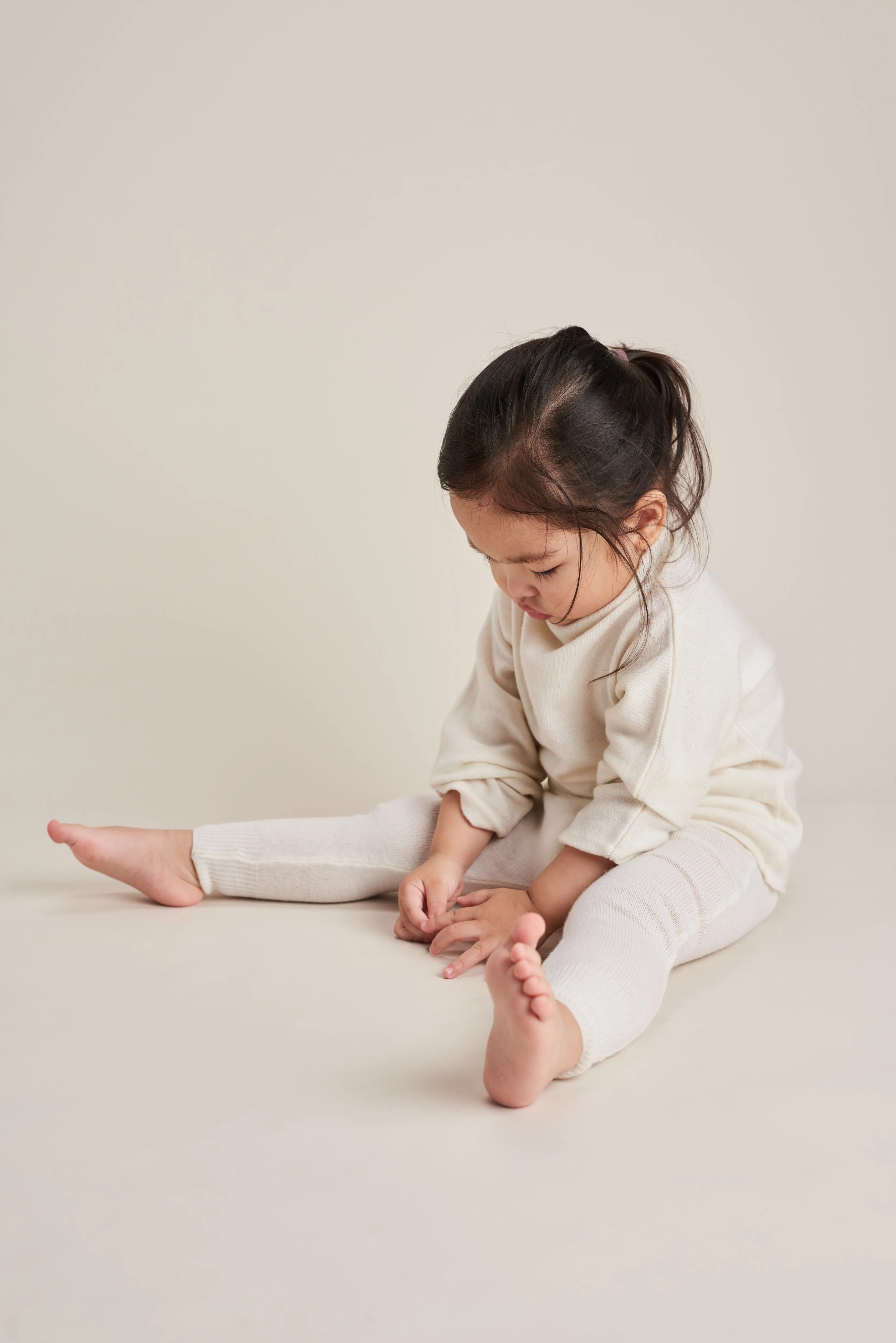 Funnel Sweater & Footless Leggings Set - Snow White