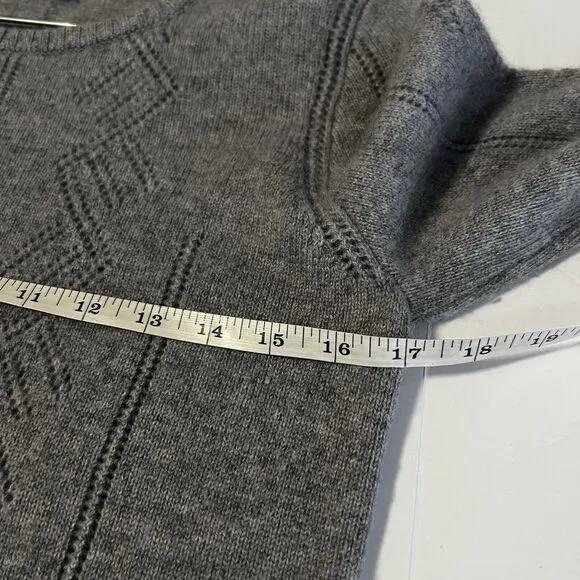 Garnet Hill Sz M Cashmere Pointelle Detail Pullover Sweater Gray