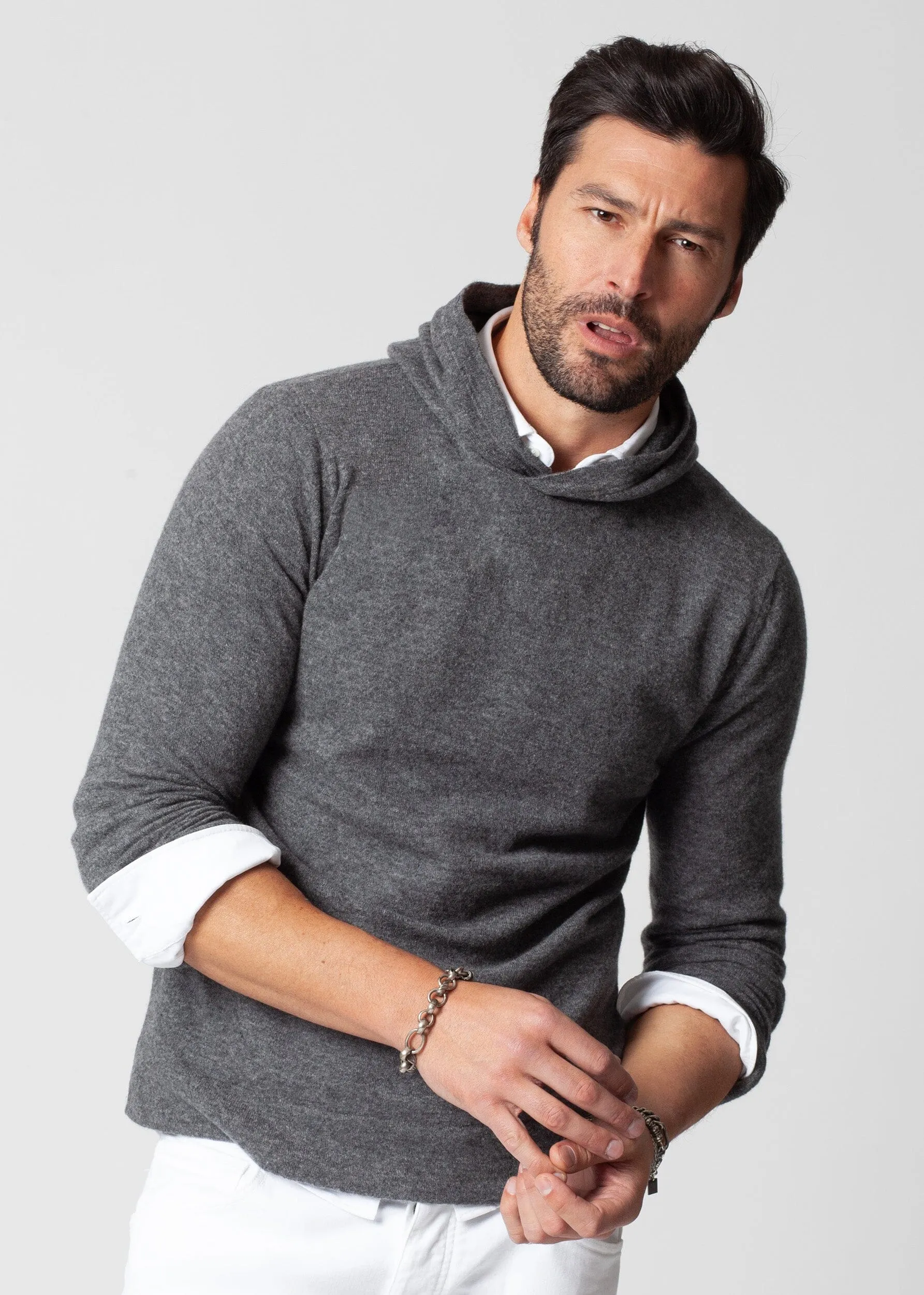 HOODED SWEATER