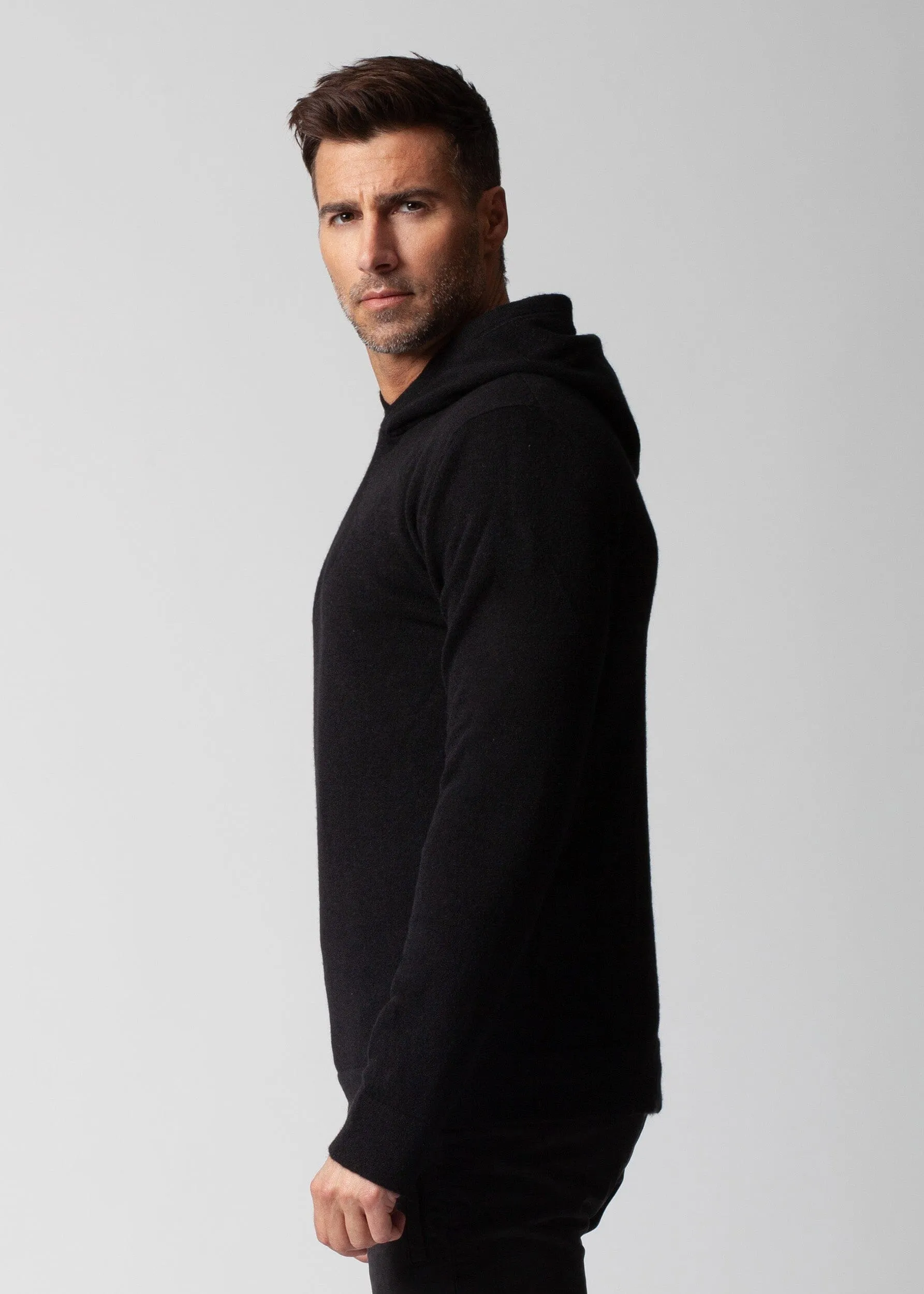 HOODED SWEATER