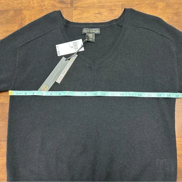 House of Harlow 1960 100% Cashmere Boxy V Neck Short Sleeve Sweater Black Size M