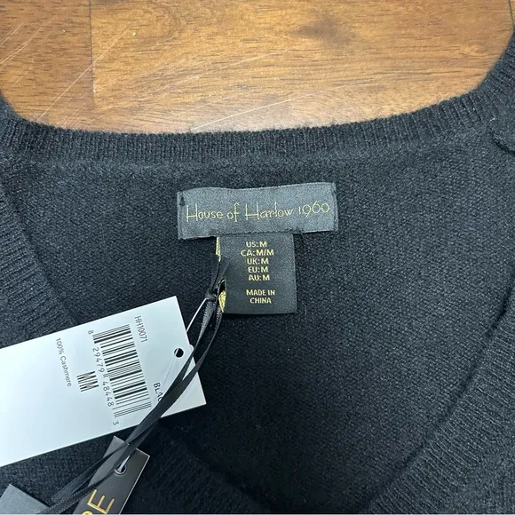 House of Harlow 1960 100% Cashmere Boxy V Neck Short Sleeve Sweater Black Size M