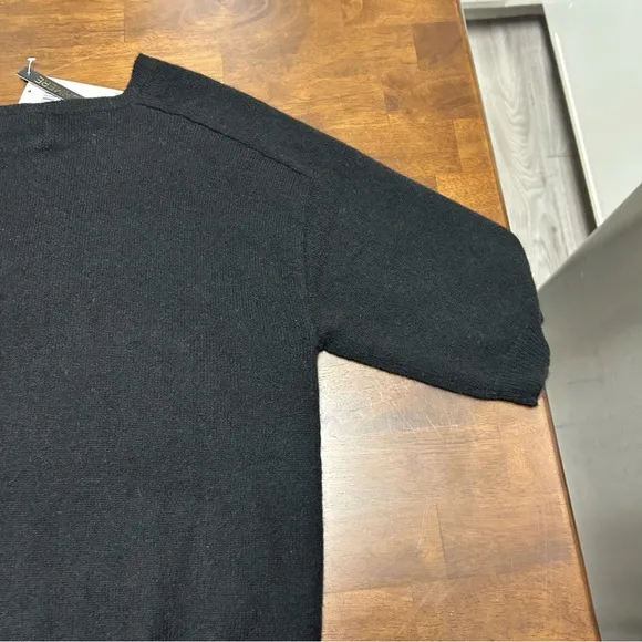 House of Harlow 1960 100% Cashmere Boxy V Neck Short Sleeve Sweater Black Size M
