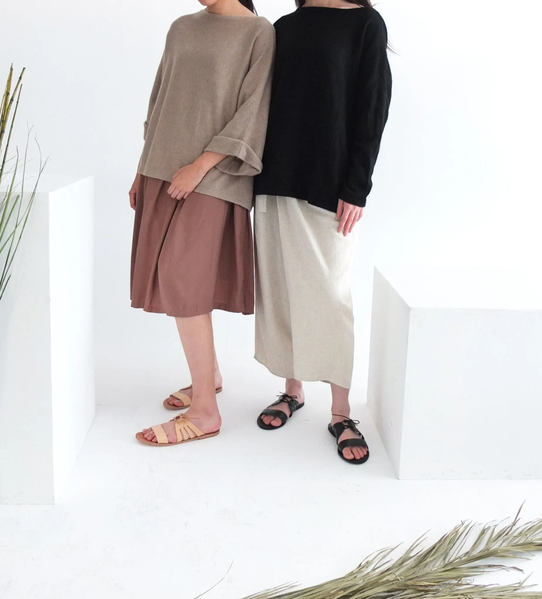 JERSEY SWEATER(left)