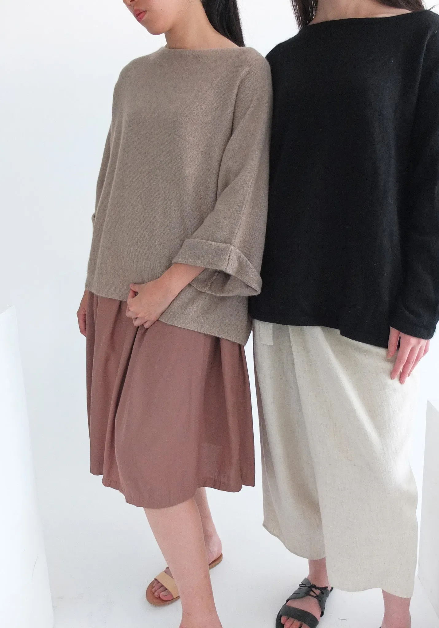 JERSEY SWEATER(left)
