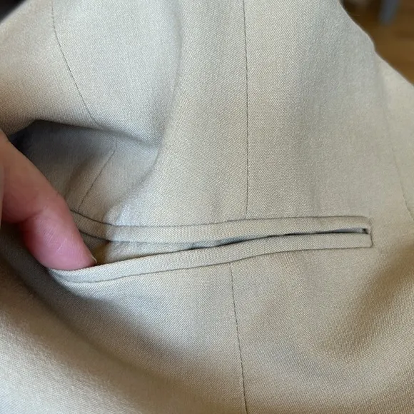 Lafayette 148 New York Wool Single Button Blazer Tan Women’s Size 6 Satin Lined