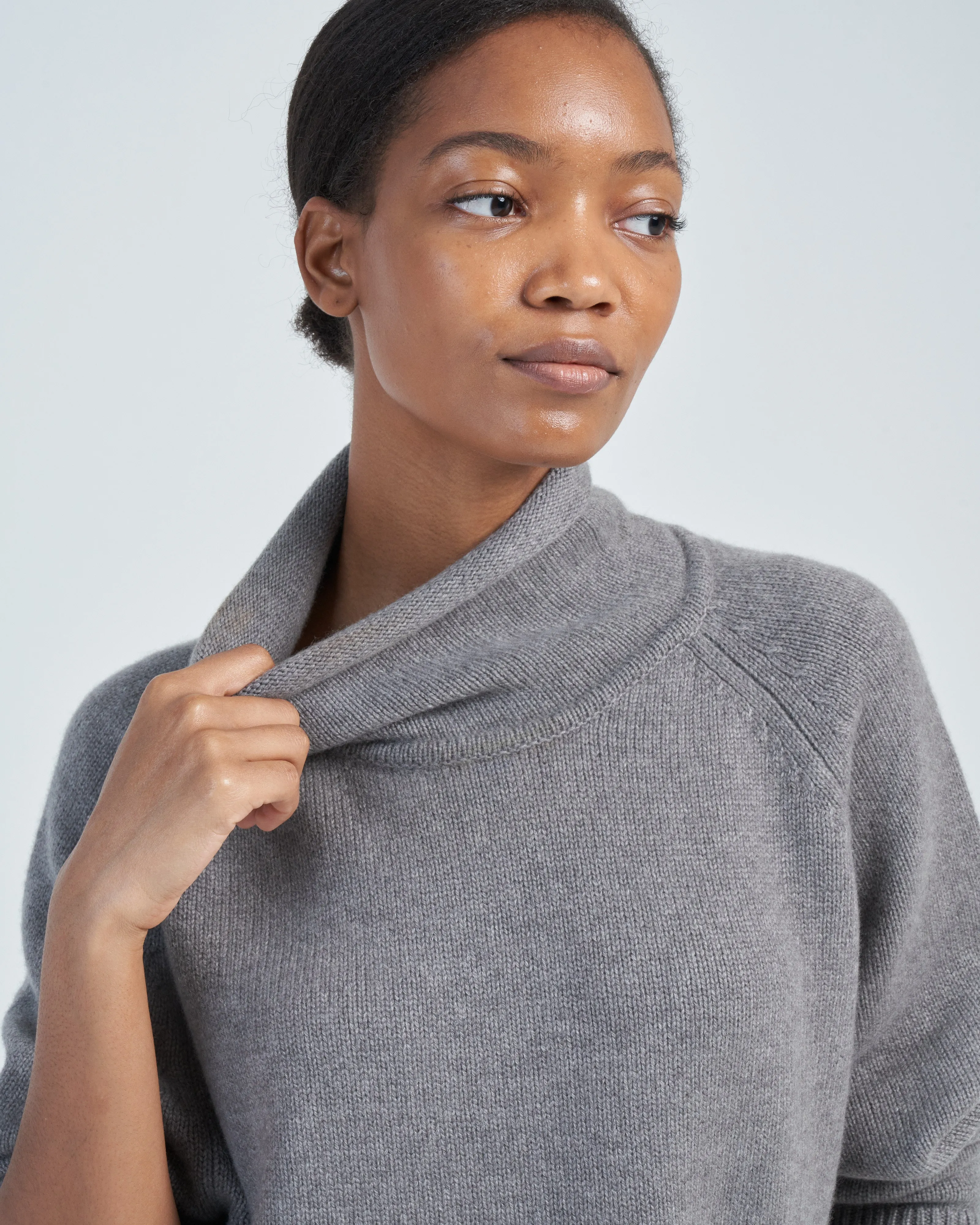 linden turtleneck