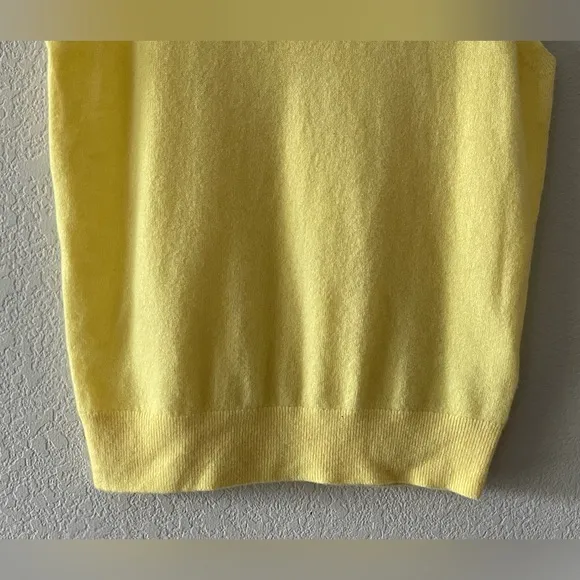 Madewell NWT (Re)sponsible Cashmere Crewneck Sweater Vest Size XS in Daffodil