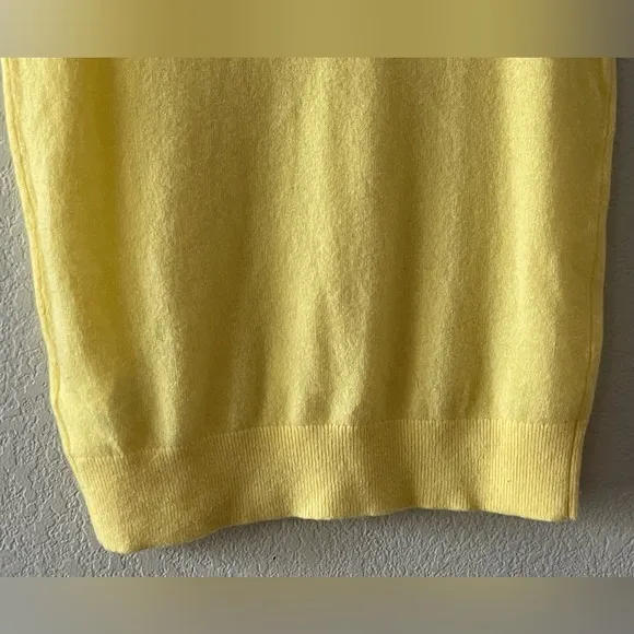 Madewell NWT (Re)sponsible Cashmere Crewneck Sweater Vest Size XS in Daffodil