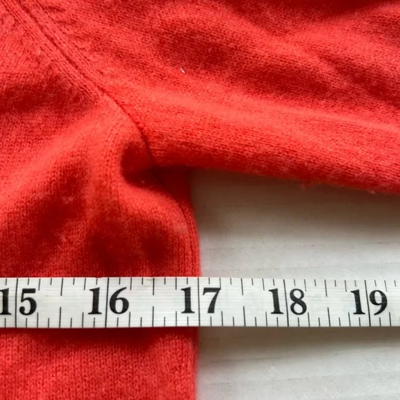 Magaschoni 100% Cashmere salmon color Sweater Sm ?