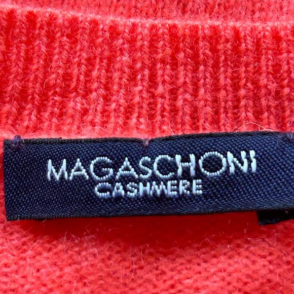 Magaschoni 100% Cashmere salmon color Sweater Sm ?