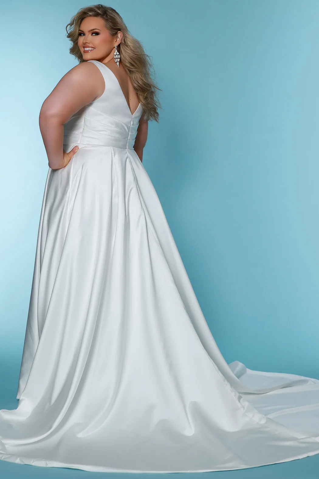 Mara Wedding Dress <br> SC5317