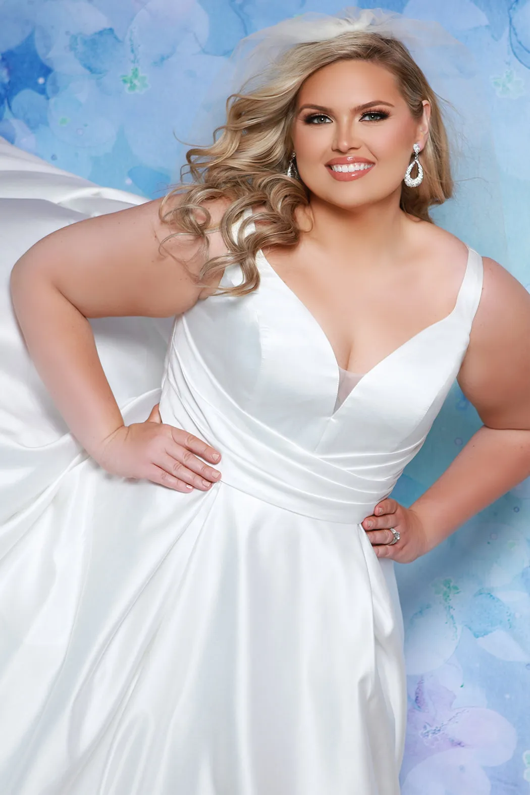 Mara Wedding Dress <br> SC5317