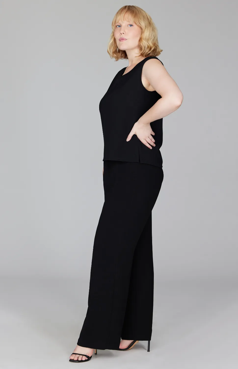 Micro Crepe Essential Straight Leg Pant w/Full Elastic Waist