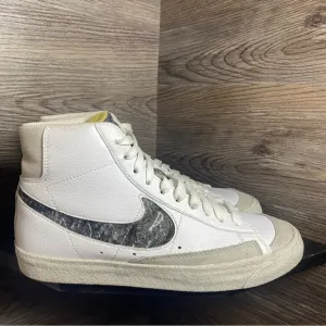 Nike blazer mid white grey recycled wool
