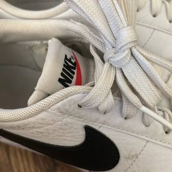 Nike blazers low youth size 4.5