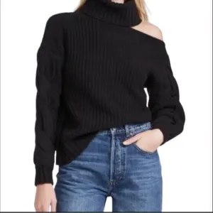NWT ASTR The Label Black Sequoia long sleeve sweater Cutout Sz M