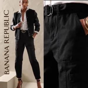 NWT BANANA REPUBLIC FACTORY Utility Denim Cargo Pant, size 6