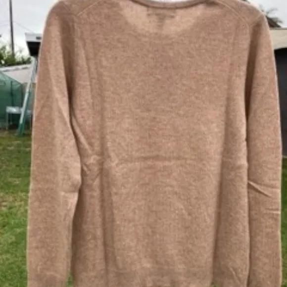 NWT Charter Club Crew Neck 100% Cashmere Sweater MSRP $99 Heather Camel