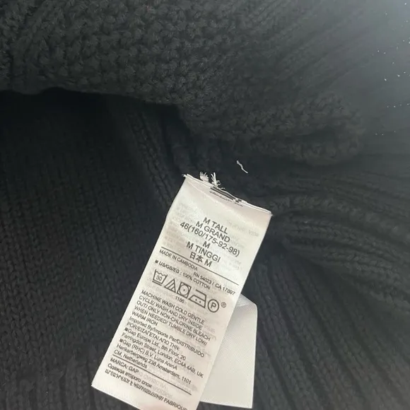 NWT Gap Fisherman Cable Knit Crewneck Sweater