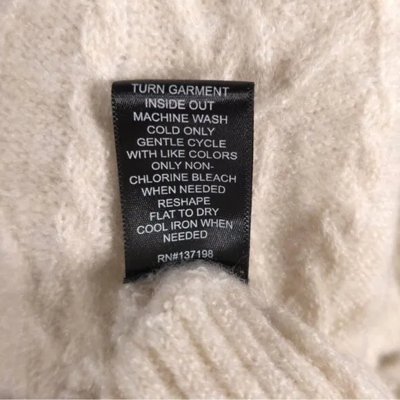 NWT HOUSE OF HARLOW 1960 Cable Knit Rib Hem &amp; Cuffs Knit Pullover Sweater MEDIUM